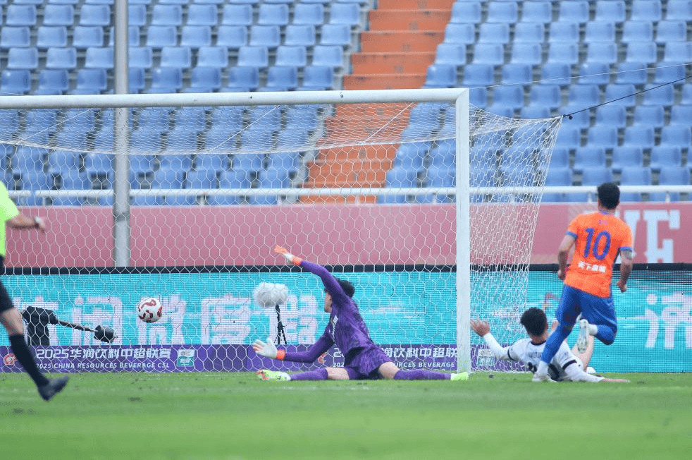 包含上海申花迎欧篮联关键赛，今夜主帅复盘，震撼外界，资深球员宣示担当的词条AYX体育投注平台