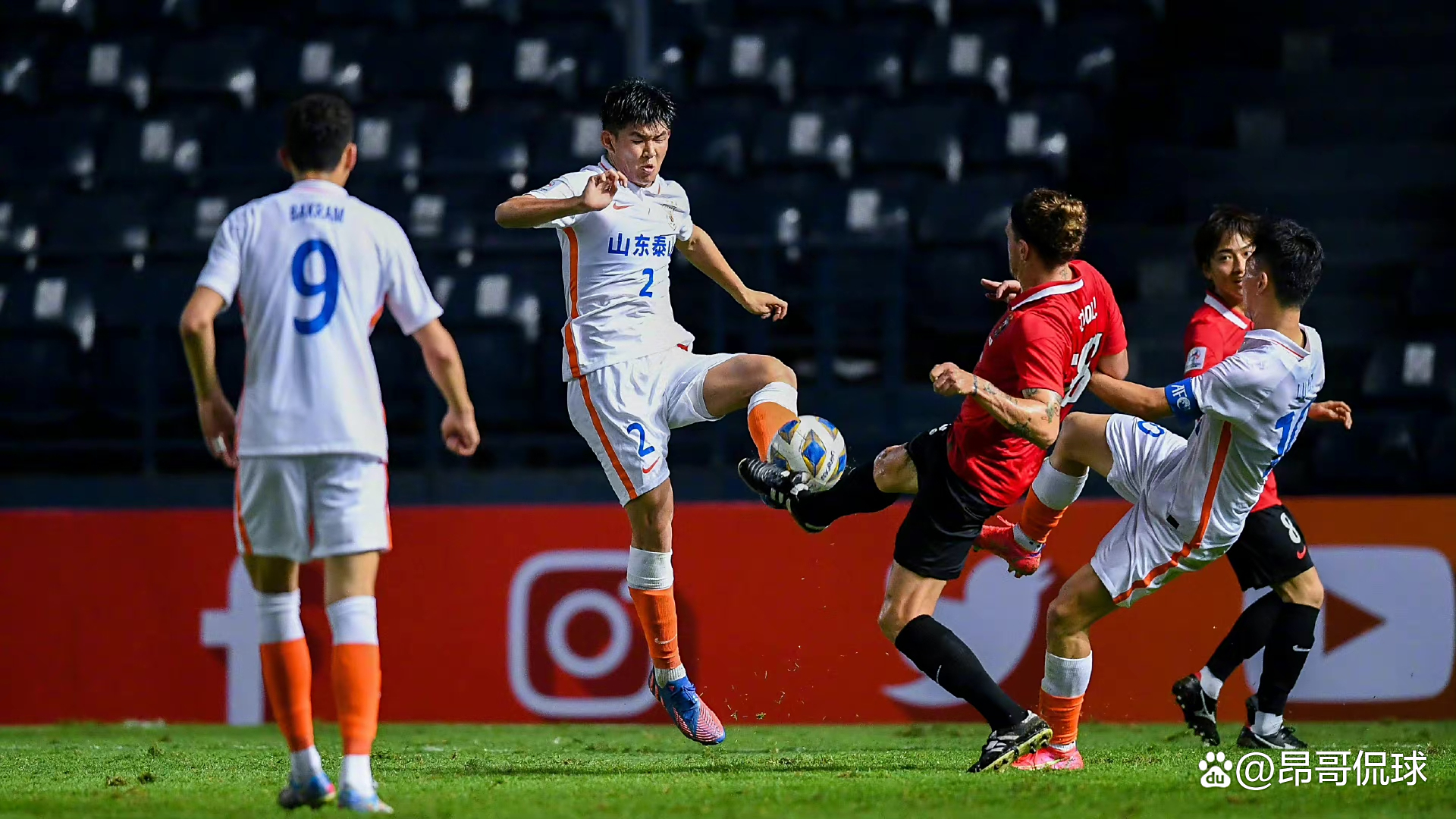 山东男篮内部会议纪要流出：赛前更衣室发声，亚冠使命明确，临场指挥获称赞的简单介绍